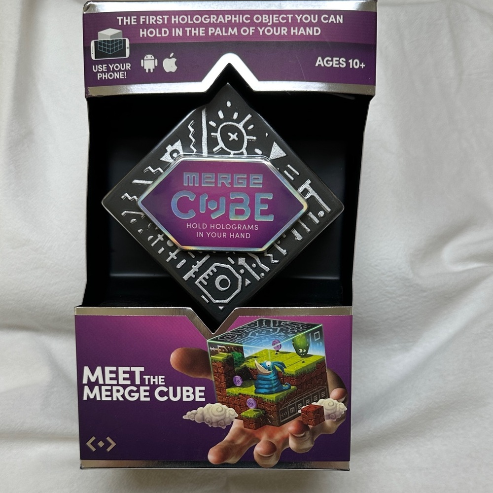 Merge Cube Holographic Toy - Black and Purple